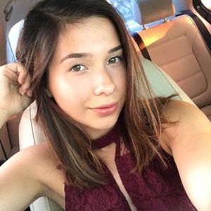 Meet your Posher, Brisia